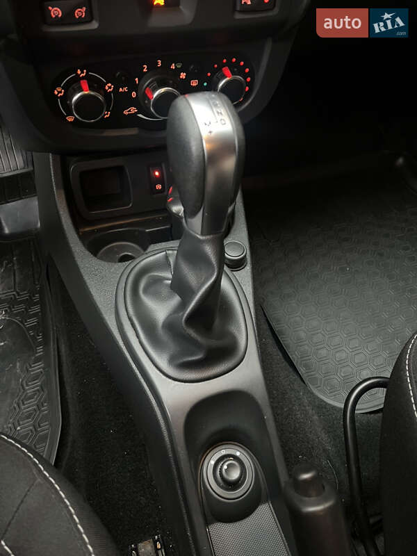 Внедорожник / Кроссовер Renault Duster 2017 в Днепре фото 9 Внедорожник / Кроссовер Renault Duster 2017 в Днепре