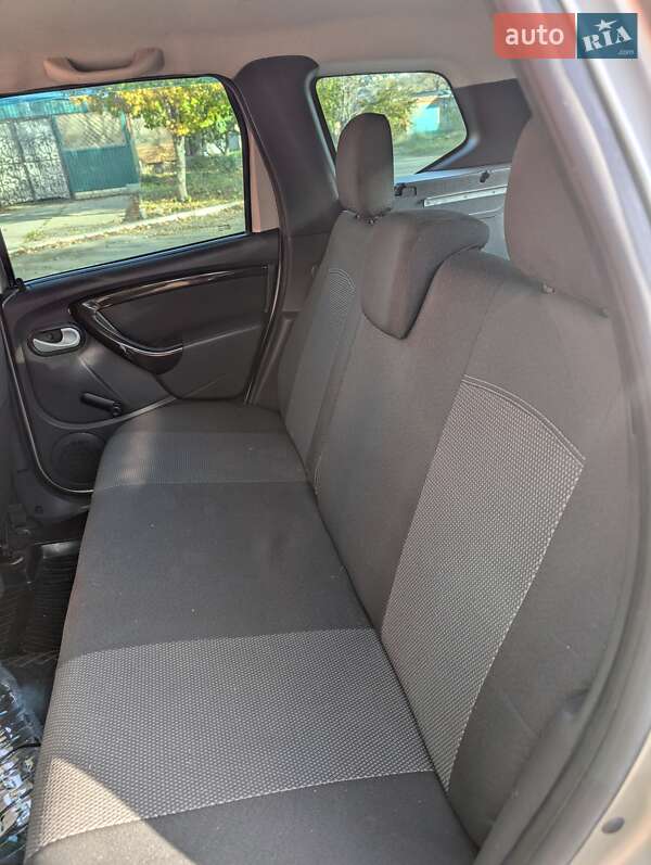 Позашляховик / Кросовер Renault Duster 2010 в Первомайську