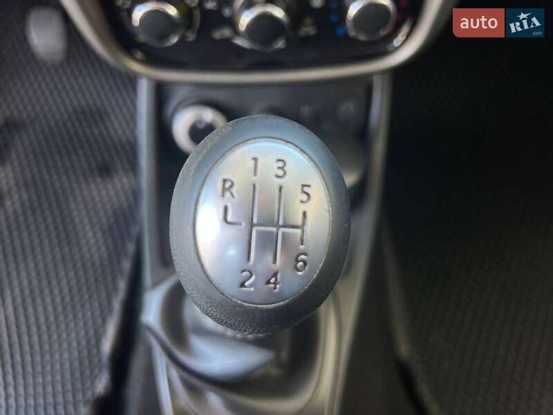 Позашляховик / Кросовер Renault Duster 2014 в Одесі фото 18 Позашляховик / Кросовер Renault Duster 2014 в Одесі