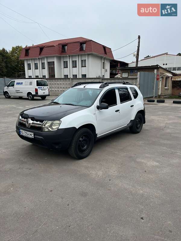 Внедорожник / Кроссовер Renault Duster 2015 в Киеве