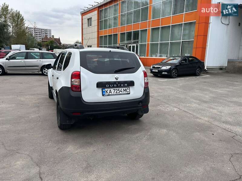 Внедорожник / Кроссовер Renault Duster 2015 в Киеве