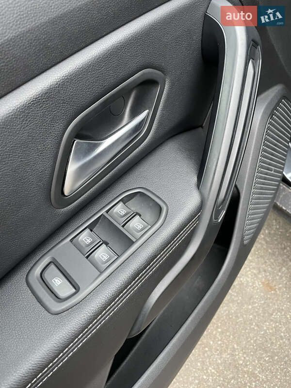 Внедорожник / Кроссовер Renault Duster 2018 в Киеве фото 12 Внедорожник / Кроссовер Renault Duster 2018 в Киеве