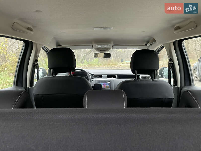 Внедорожник / Кроссовер Renault Duster 2018 в Киеве фото 18 Внедорожник / Кроссовер Renault Duster 2018 в Киеве