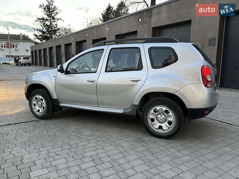 Внедорожник / Кроссовер Renault Duster 2010 в Каменец-Подольском