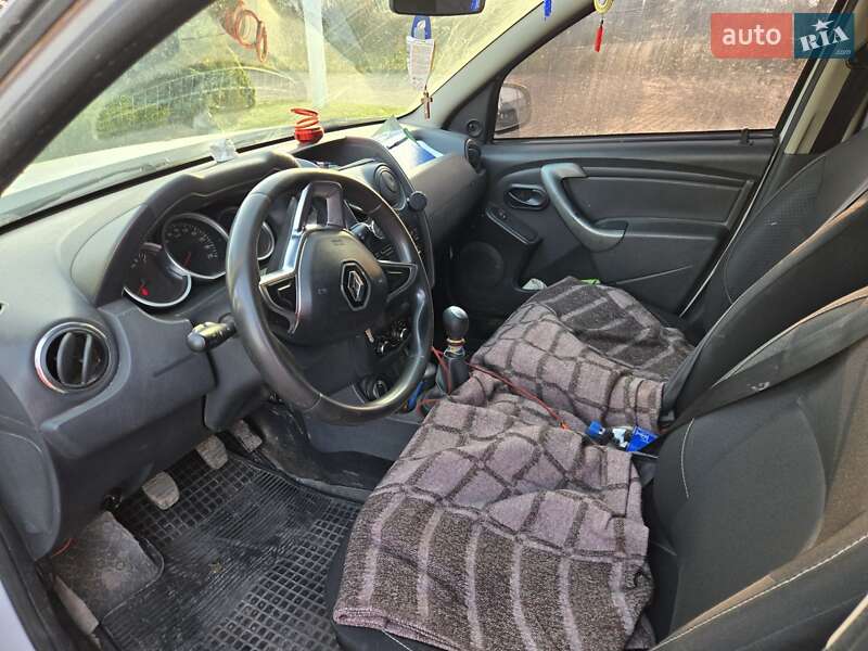 Позашляховик / Кросовер Renault Duster 2017 в Тернополі фото 4 Позашляховик / Кросовер Renault Duster 2017 в Тернополі