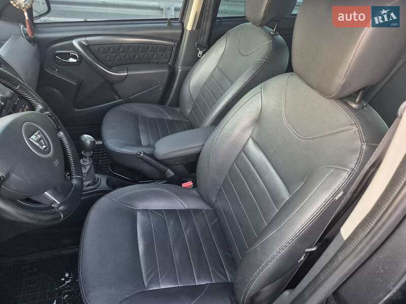 Внедорожник / Кроссовер Renault Duster 2015 в Киеве