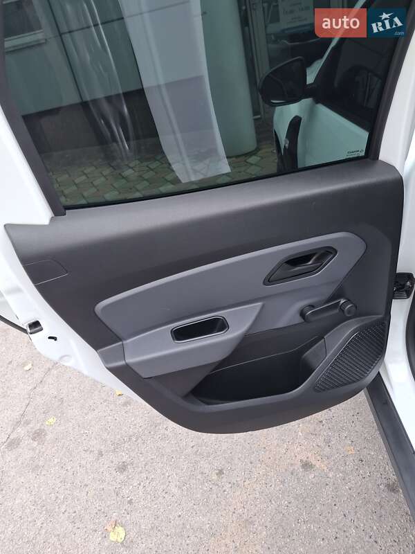 Внедорожник / Кроссовер Renault Duster 2021 в Запорожье