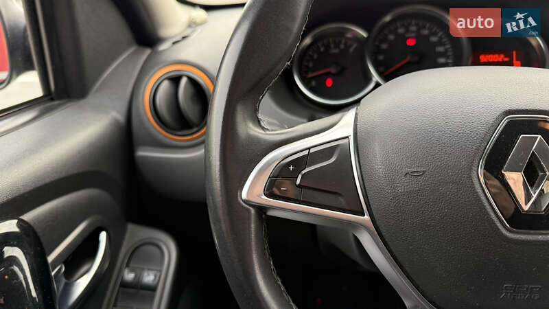 Позашляховик / Кросовер Renault Duster 2017 в Києві