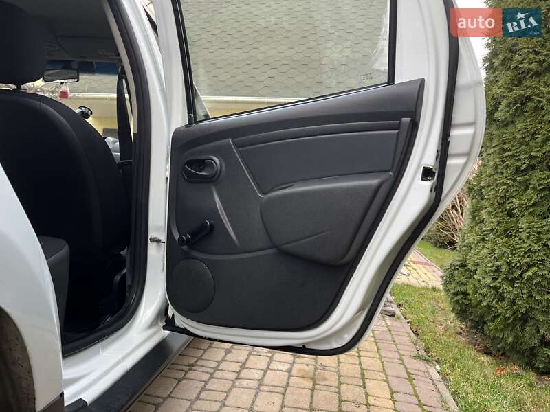 Внедорожник / Кроссовер Renault Duster 2017 в Виннице