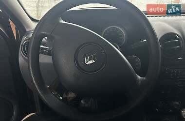 Позашляховик / Кросовер Renault Duster 2010 в Києві