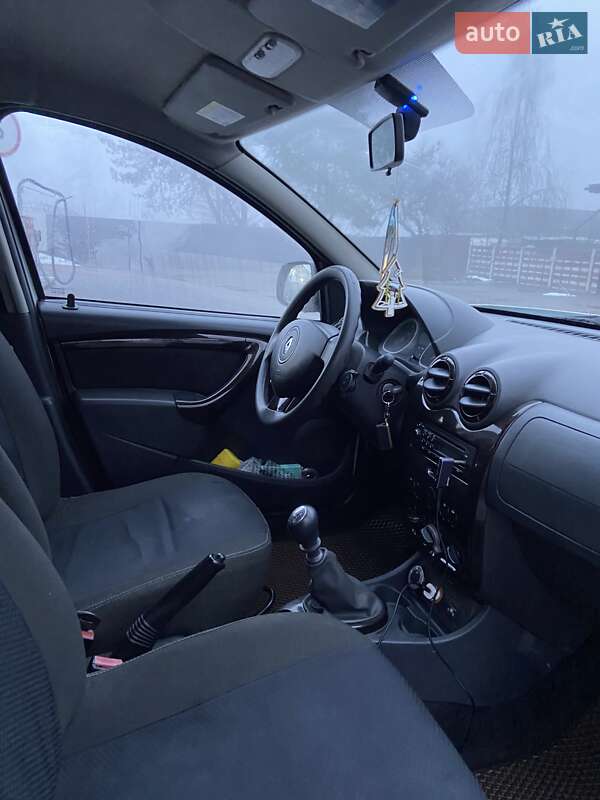 Позашляховик / Кросовер Renault Duster 2011 в П'ятихатках