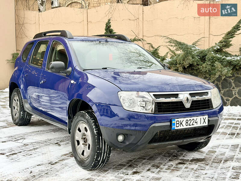 2011 Renault Duster, VIN VF1HSRC8545774982:plate — фото 1 (autoria)