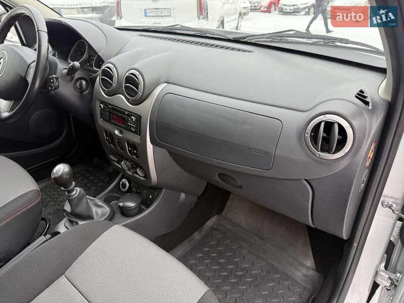 Внедорожник / Кроссовер Renault Duster 2013 в Виннице фото 50 Внедорожник / Кроссовер Renault Duster 2013 в Виннице