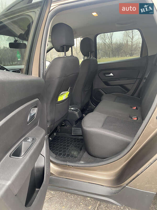 Внедорожник / Кроссовер Renault Duster 2020 в Каменском