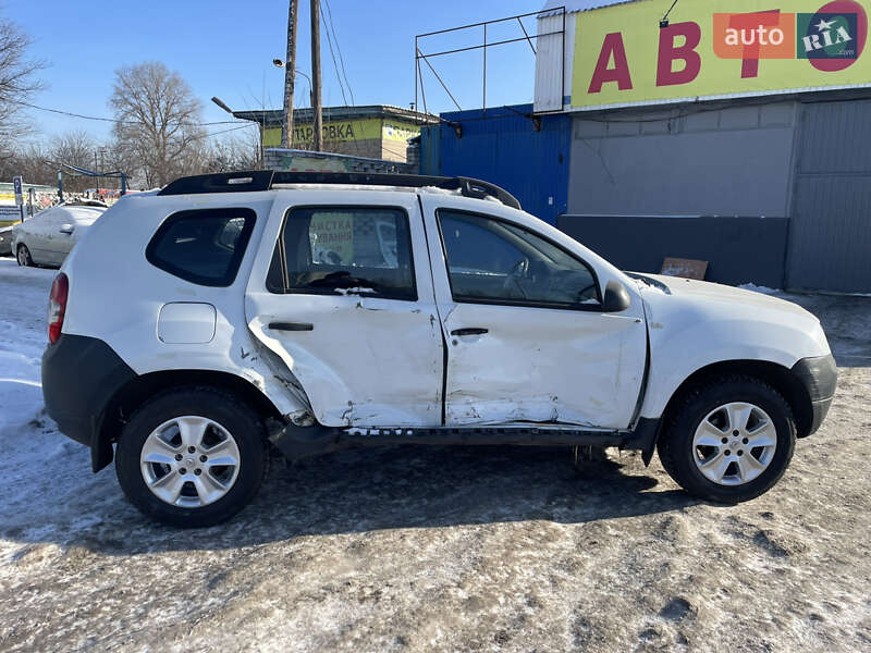 Внедорожник / Кроссовер Renault Duster 2015 в Киеве