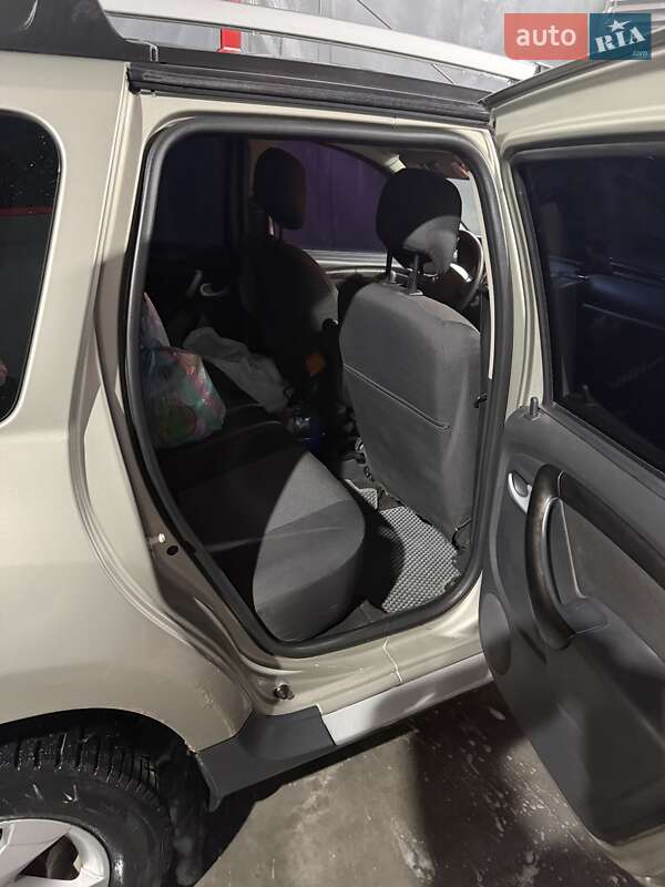 Внедорожник / Кроссовер Renault Duster 2012 в Харькове