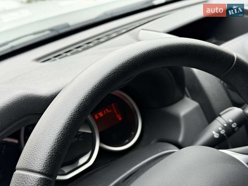 Внедорожник / Кроссовер Renault Duster 2017 в Одессе фото 38 Внедорожник / Кроссовер Renault Duster 2017 в Одессе