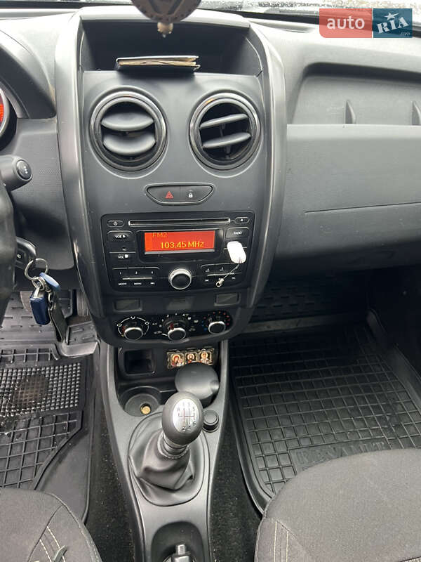 Позашляховик / Кросовер Renault Duster 2017 в Карлівці