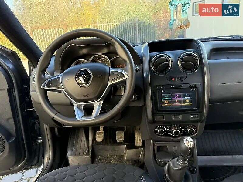 Позашляховик / Кросовер Renault Duster 2017 в Івано-Франківську