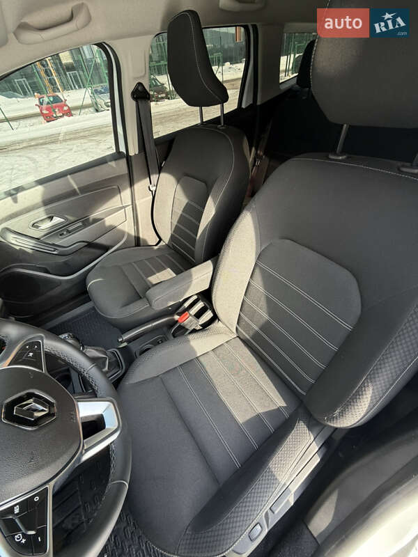 Позашляховик / Кросовер Renault Duster 2023 в Києві