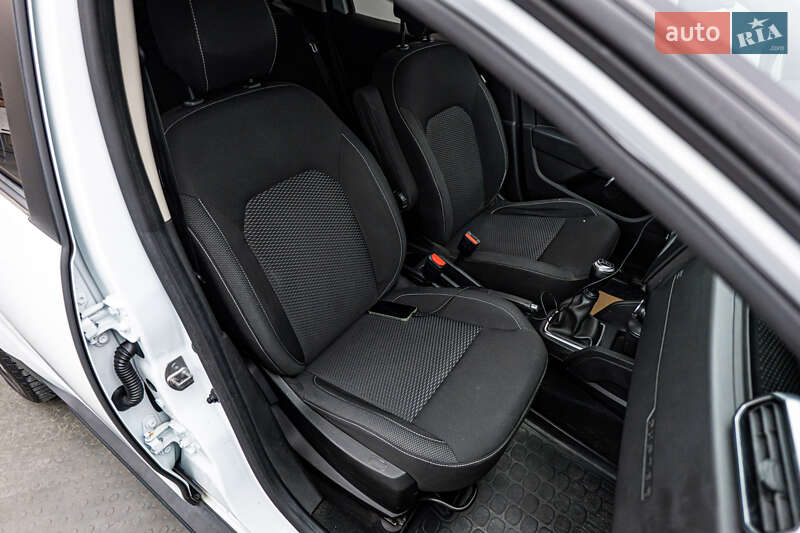 Внедорожник / Кроссовер Renault Duster 2020 в Киеве