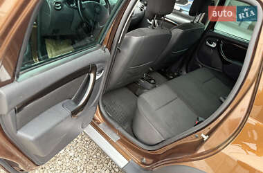 Позашляховик / Кросовер Renault Duster 2010 в Дніпрі
