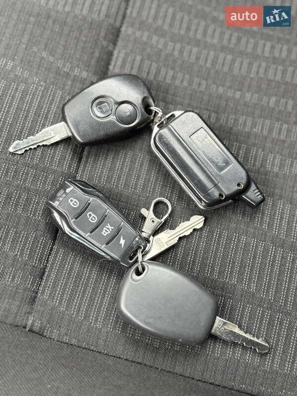 Позашляховик / Кросовер Renault Duster 2010 в Дніпрі фото 19 Позашляховик / Кросовер Renault Duster 2010 в Дніпрі