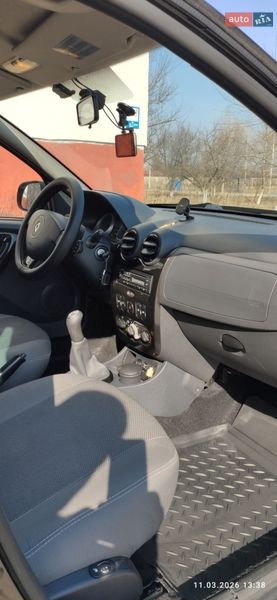 Позашляховик / Кросовер Renault Duster 2011 в Квасилові