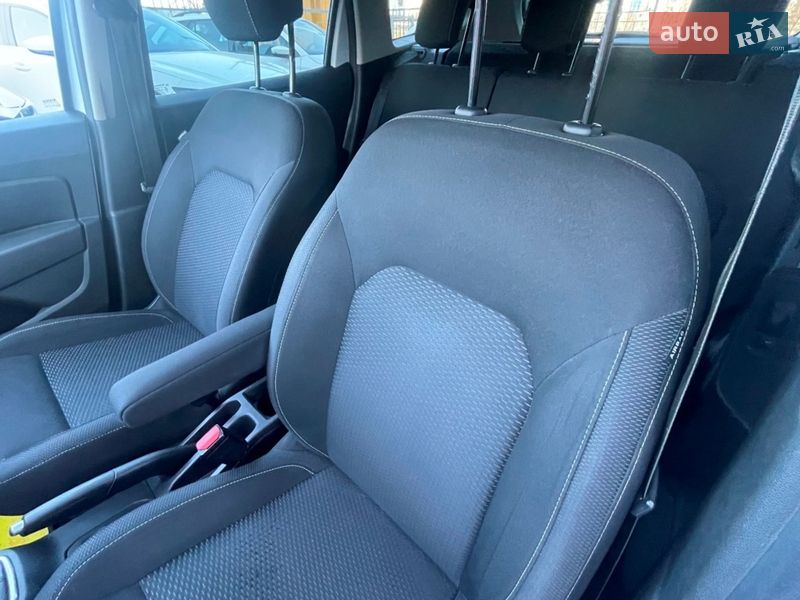 Внедорожник / Кроссовер Renault Duster 2020 в Киеве