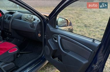 Позашляховик / Кросовер Renault Duster 2017 в Сторожинці