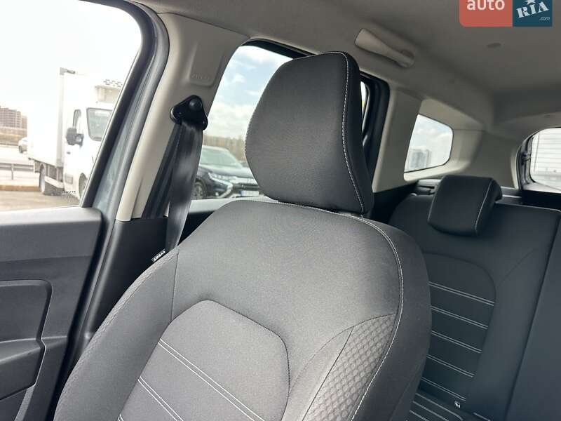 Внедорожник / Кроссовер Renault Duster 2023 в Киеве