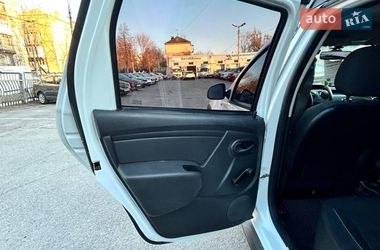 Внедорожник / Кроссовер Renault Duster 2016 в Запорожье