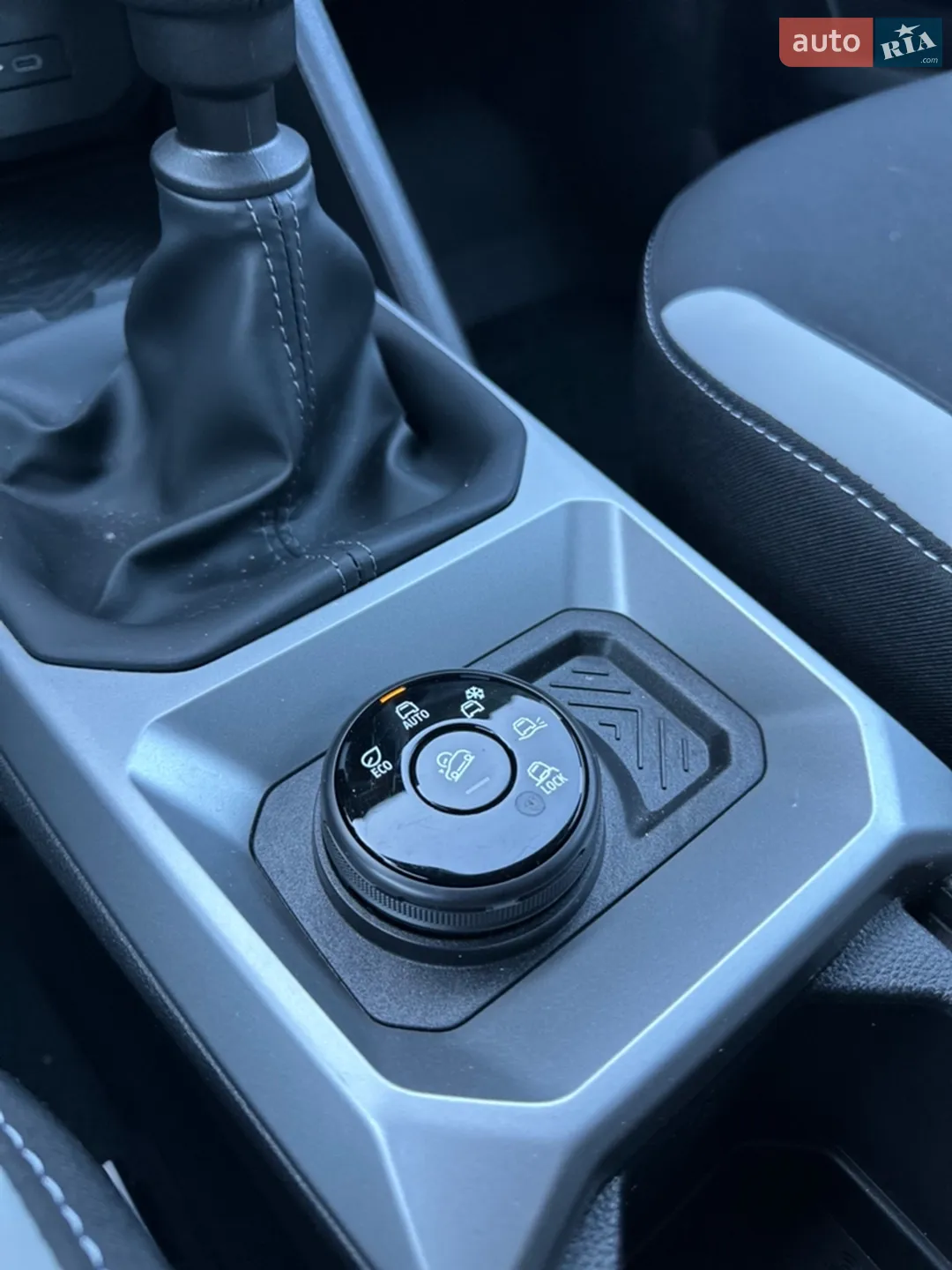 2024 Renault Duster - мініатюра 46