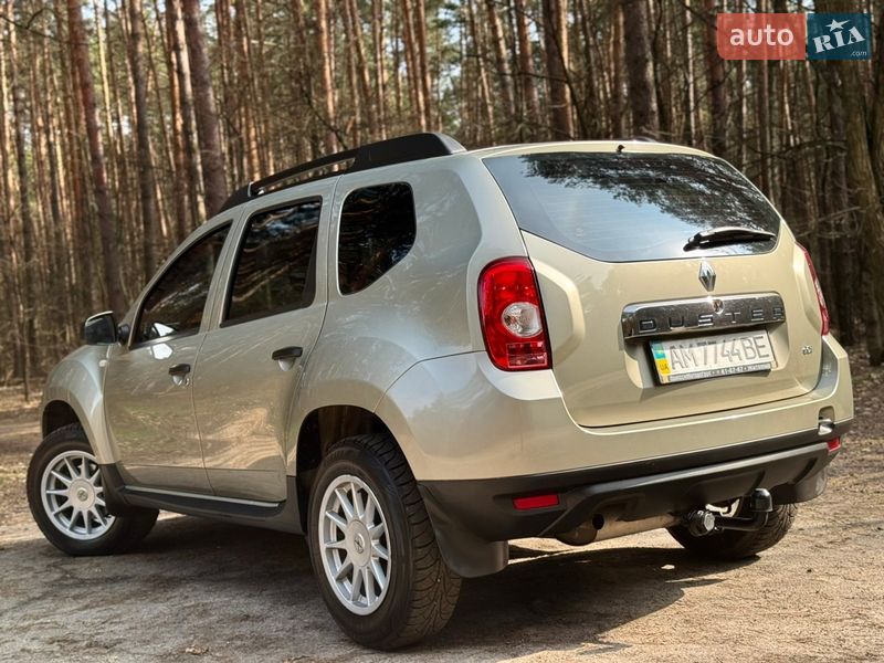 Внедорожник / Кроссовер Renault Duster 2014 в Киеве