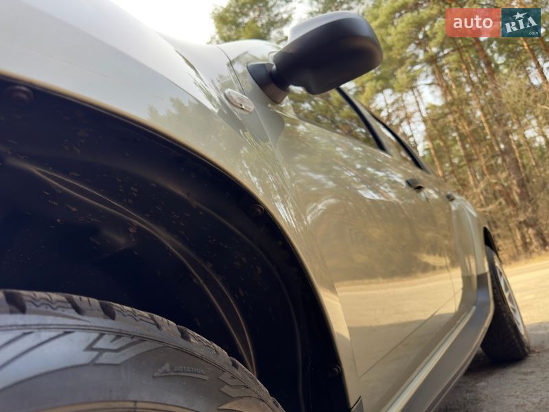 Внедорожник / Кроссовер Renault Duster 2014 в Киеве