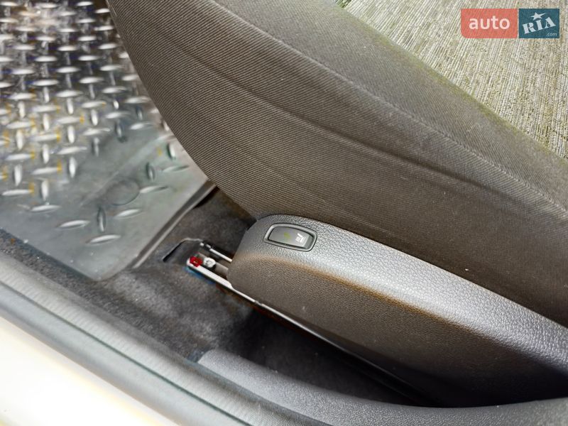 Внедорожник / Кроссовер Renault Duster 2014 в Киеве