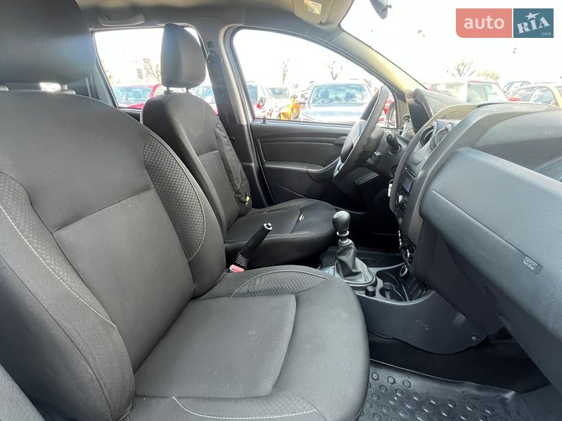 Внедорожник / Кроссовер Renault Duster 2016 в Киеве фото 13 Внедорожник / Кроссовер Renault Duster 2016 в Киеве