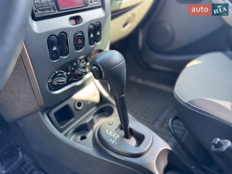 Внедорожник / Кроссовер Renault Duster 2014 в Киеве