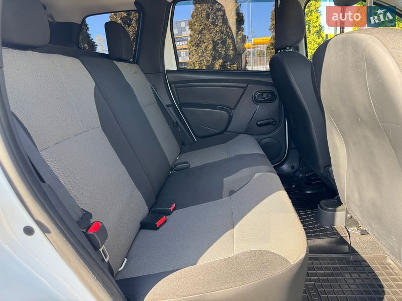 Внедорожник / Кроссовер Renault Duster 2014 в Киеве