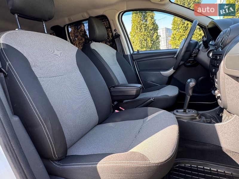 Внедорожник / Кроссовер Renault Duster 2014 в Киеве