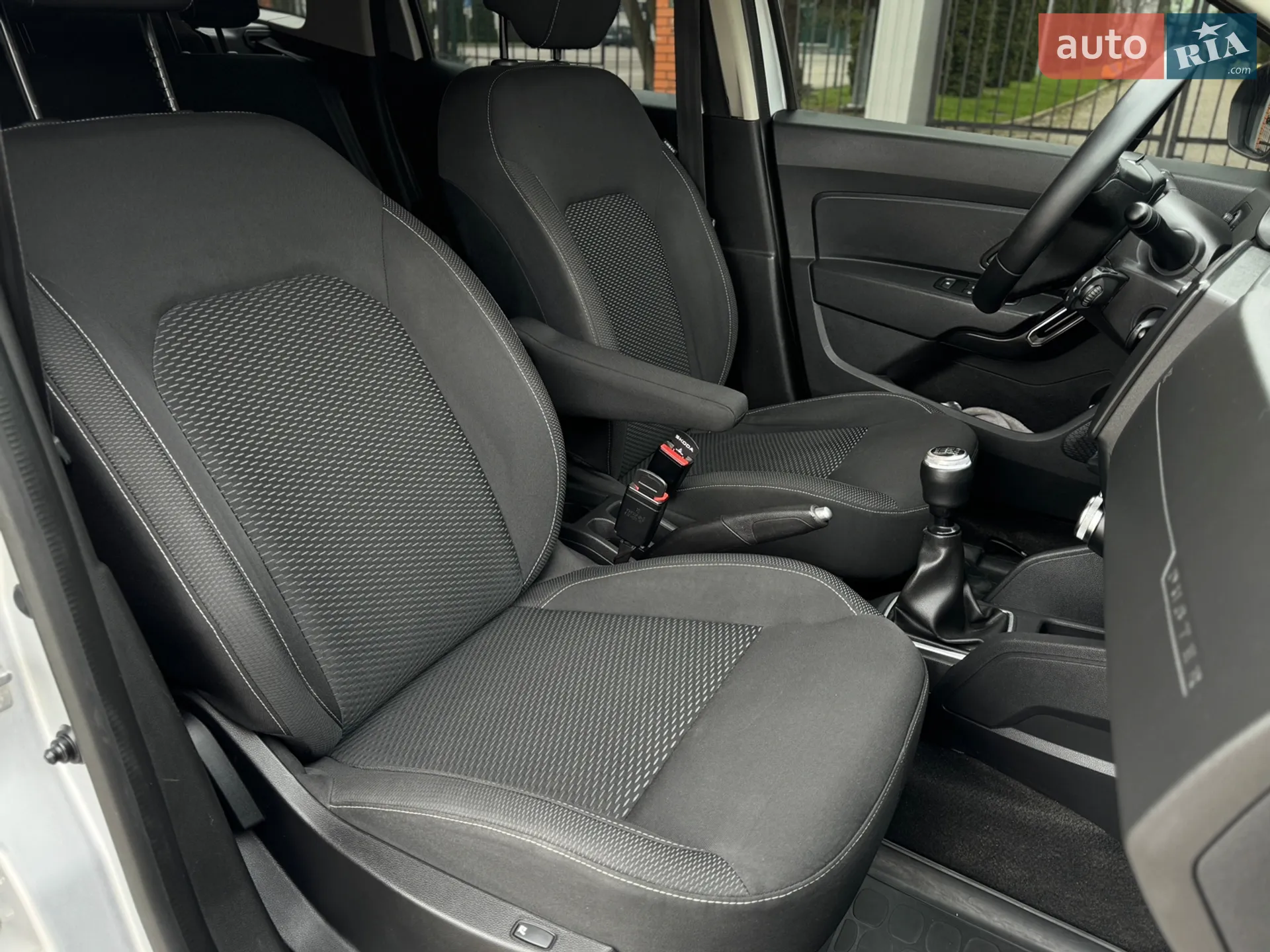 2018 Renault Duster - мініатюра 39