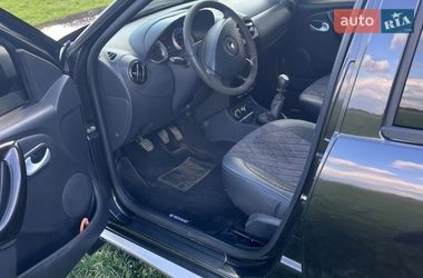 Внедорожник / Кроссовер Renault Duster 2010 в Остроге