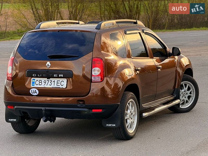 Внедорожник / Кроссовер Renault Duster 2010 в Мене