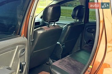Внедорожник / Кроссовер Renault Duster 2010 в Мене
