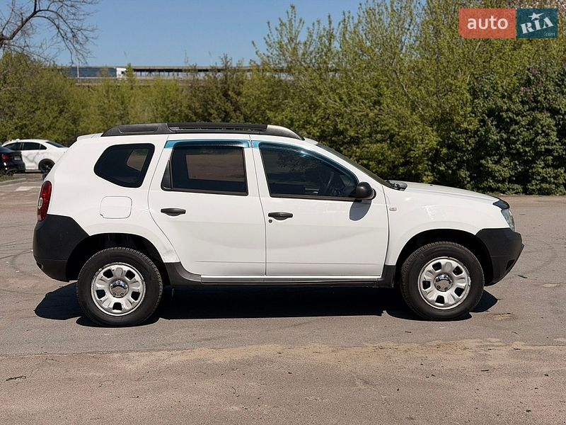 Внедорожник / Кроссовер Renault Duster 2013 в Киеве
