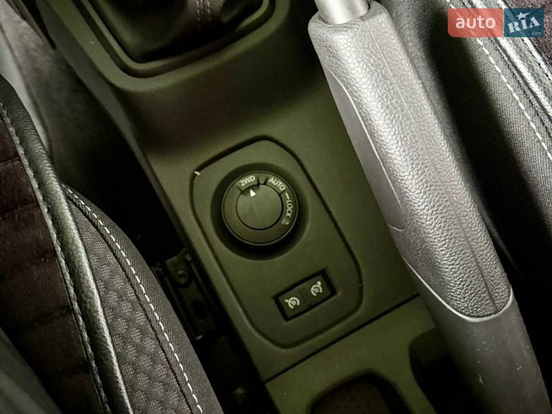 Позашляховик / Кросовер Renault Duster 2023 в Благовіщенську