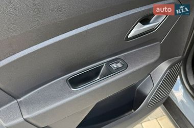 Позашляховик / Кросовер Renault Duster 2023 в Благовіщенську
