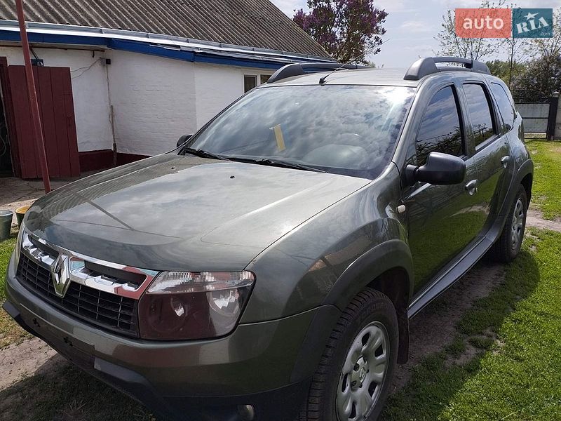 Внедорожник / Кроссовер Renault Duster 2013 в Оржице