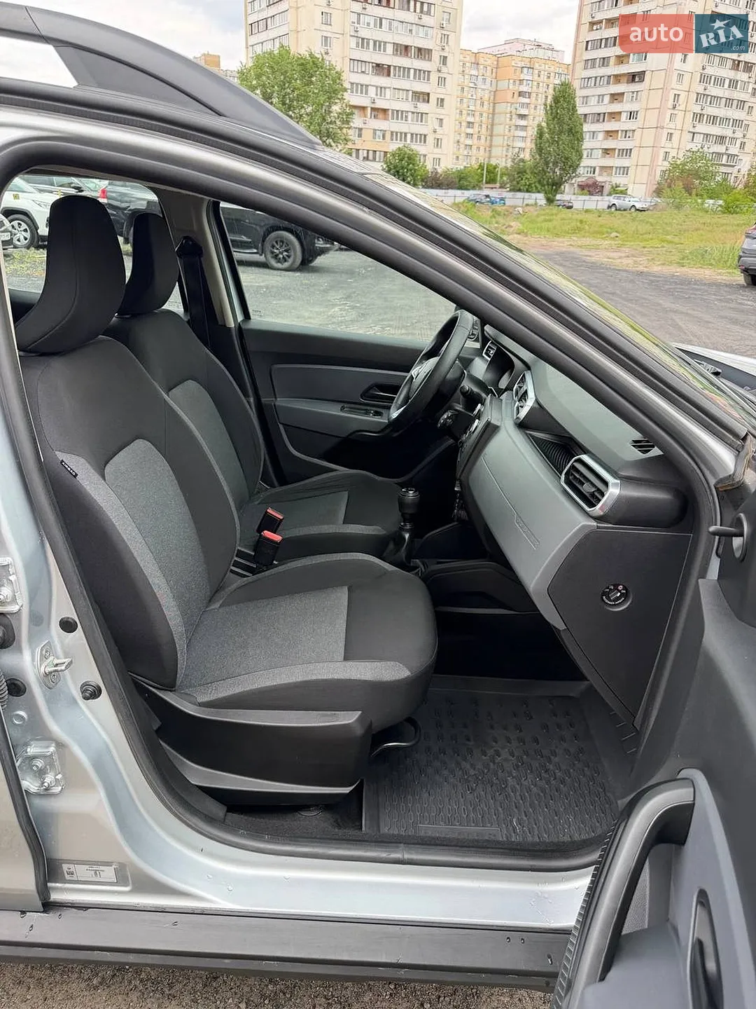 2021 Renault Duster - мініатюра 16