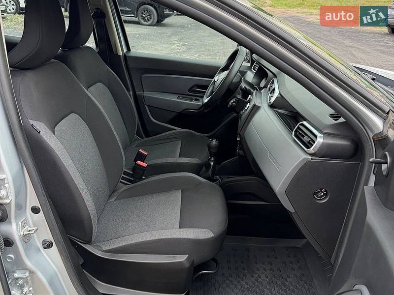 Внедорожник / Кроссовер Renault Duster 2021 в Киеве